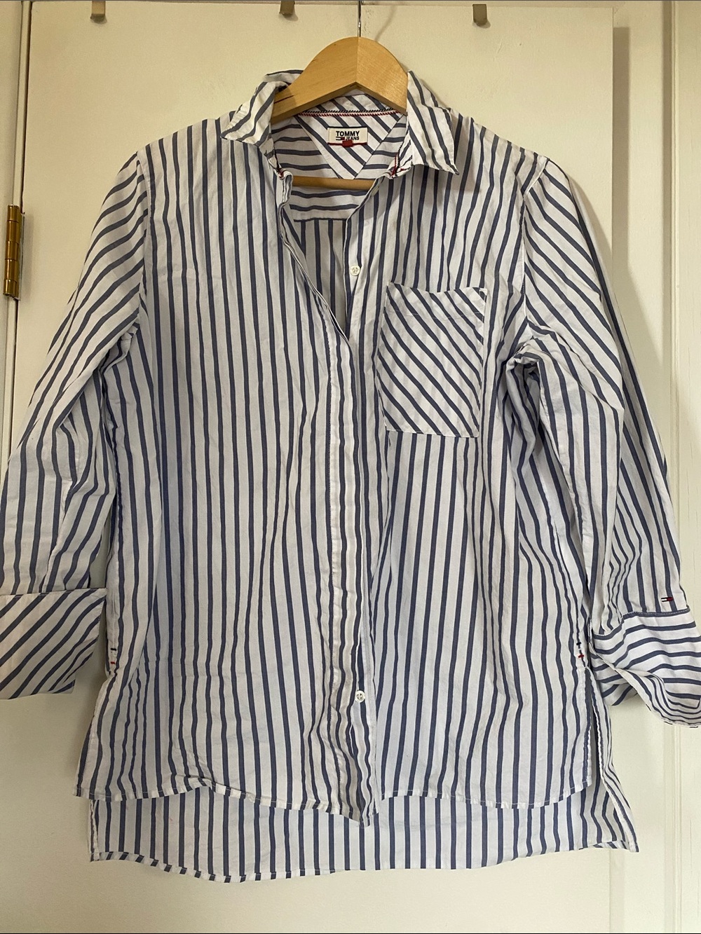 Tommy Hilfiger White and Navy Vertical Stripe Button-Down Shirt